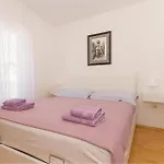 Amazing Apartment In Pirovac With Wifi Pirovac