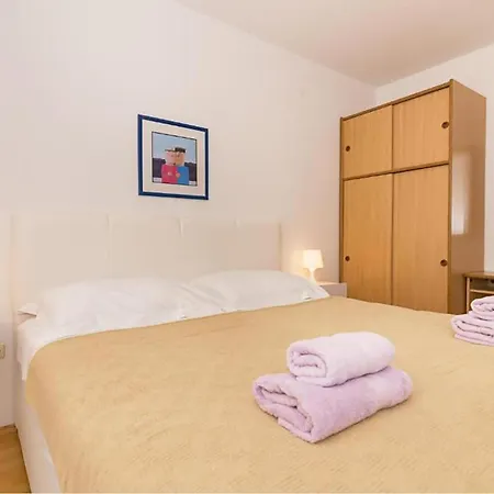 Beautiful In With Wifi Pirovac